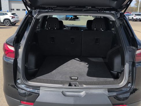 Used 2021 Chevrolet Blazer LT w/ LPO, Black Accent Package image 6