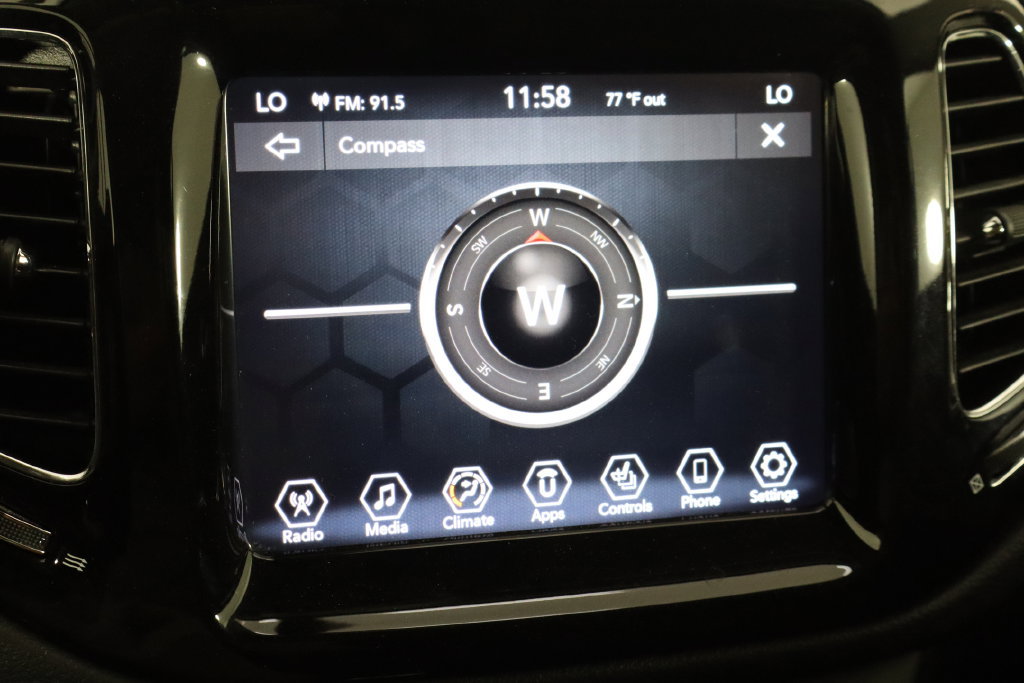 Used 2019 Jeep Compass Limited AWD/4WD image 35