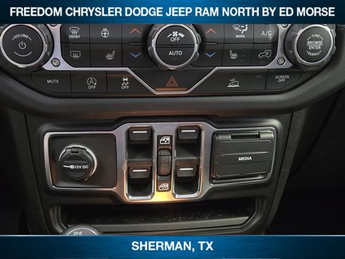 New 2026 Jeep Gladiator Sport image 13