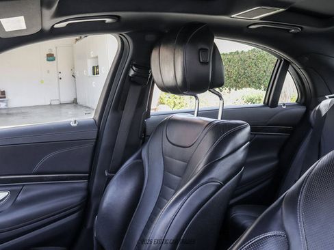 Used 2015 Mercedes-Benz S 550 Sedan image 40