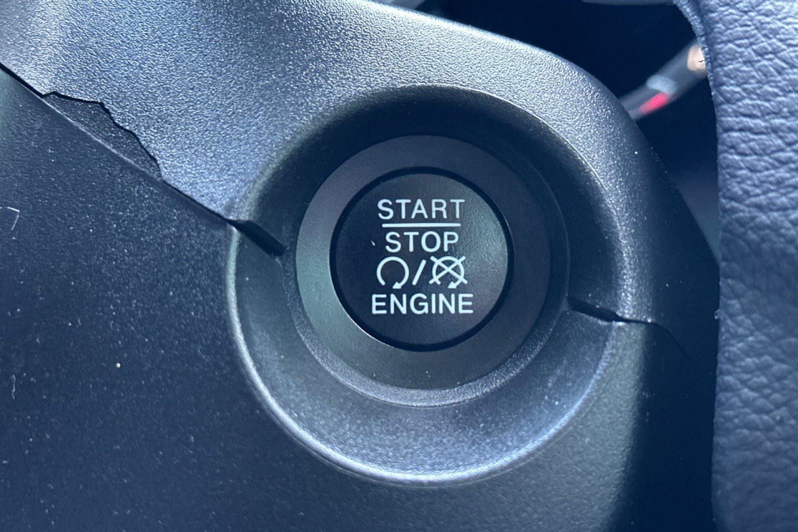 Used 2019 Jeep Compass Latitude FWD image 22