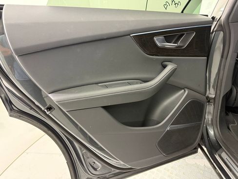 Used 2023 Audi Q8 Premium Plus w/ Premium Plus Package image 25