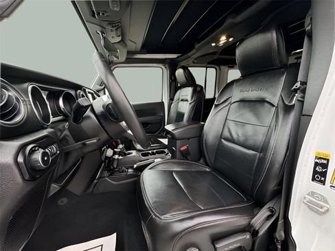 Used 2021 Jeep Wrangler Unlimited Sahara w/ Cold Weather Group image 22