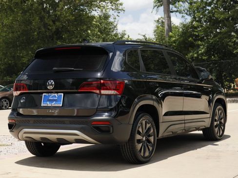 Certified 2023 Volkswagen Taos S FWD image 5