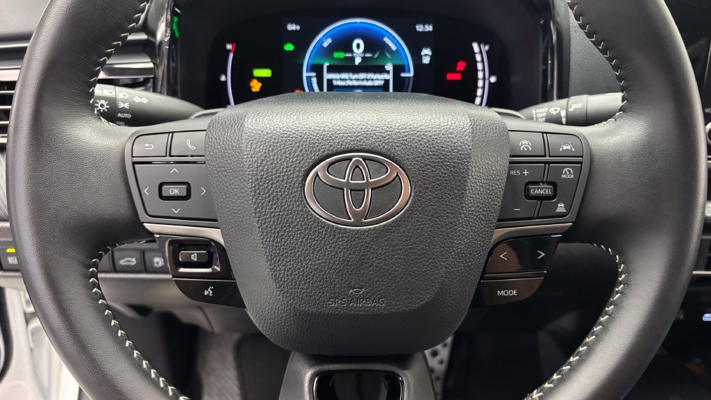 Certified 2026 Toyota Camry SE FWD image 21