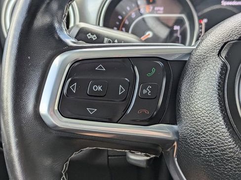 Used 2021 Jeep Wrangler Unlimited Sahara AWD/4WD image 29