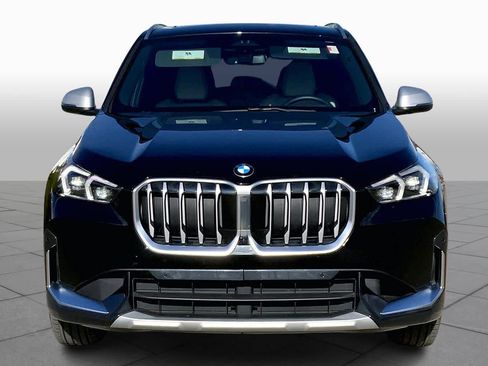 Used 2024 BMW X1 xDrive28i w/ Premium Package image 3