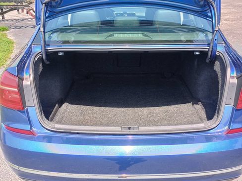 Used 2016 Volkswagen Passat 1.8T FWD image 19