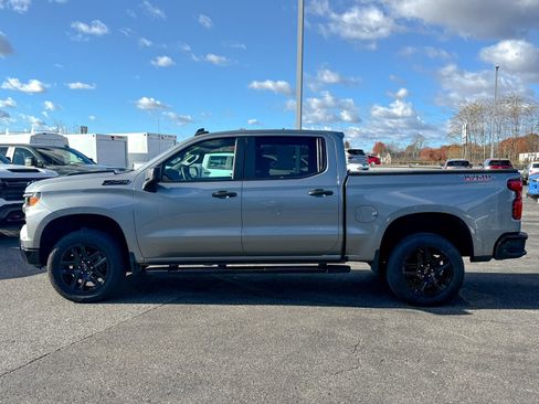 Certified 2024 Chevrolet Silverado 1500 Custom Trail Boss w/ LPO, Dark Essentials Package image 4