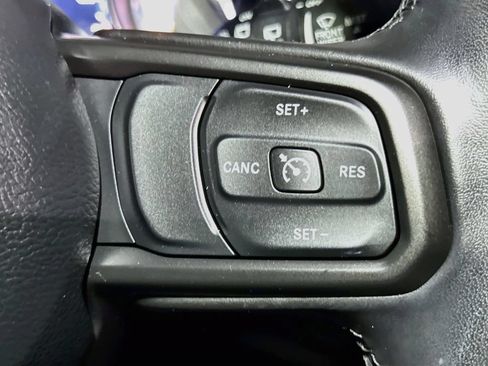 Used 2023 Jeep Wrangler Unlimited w/ Cold Weather Group AWD/4WD image 32