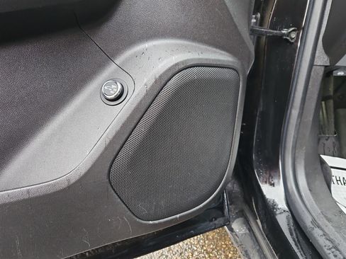 Used 2020 GMC Acadia SLE w/ Driver Convenience Package image 11