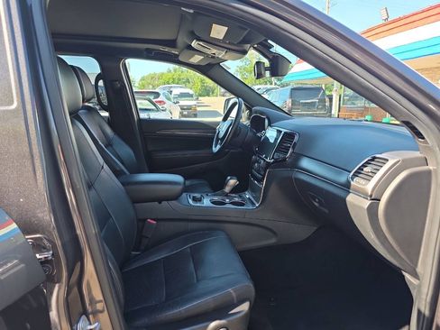 Used 2020 Jeep Grand Cherokee Limited w/ Luxury Group II AWD/4WD image 34