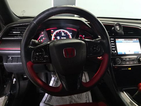 Used 2019 Honda Civic Type R image 12