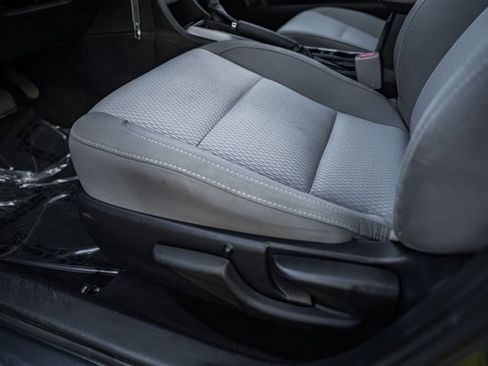 Used 2016 Toyota Corolla LE image 26