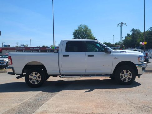 Certified 2024 RAM 2500 Big Horn AWD/4WD image 9