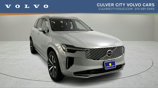 Used 2026 Volvo XC90 B5 Core AWD/4WD image 1