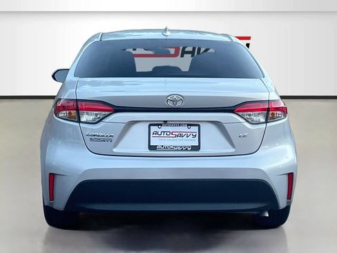 Used 2026 Toyota Corolla LE FWD image 6