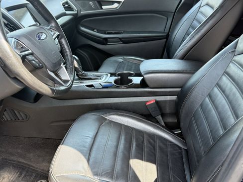 Used 2016 Ford Edge SEL w/ Equipment Group 201A FWD image 21