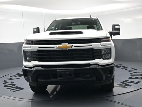 Used 2024 Chevrolet Silverado 2500 Custom w/ Custom Convenience Package AWD/4WD image 5