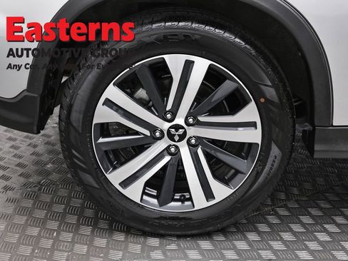 Used 2025 Mitsubishi Outlander Sport AWD image 29