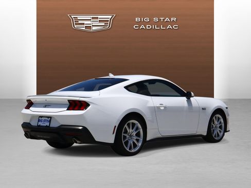Used 2024 Ford Mustang GT Premium RWD image 5