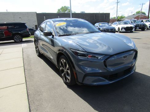 Used 2023 Ford Mustang Mach-E Premium RWD image 4