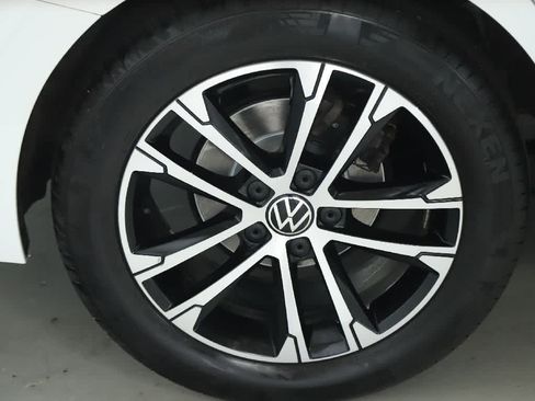 Certified 2024 Volkswagen Jetta Sport FWD image 12