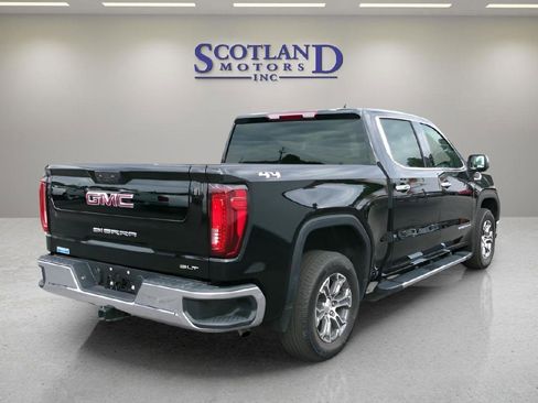 Used 2026 GMC Sierra 1500 SLT AWD/4WD image 6