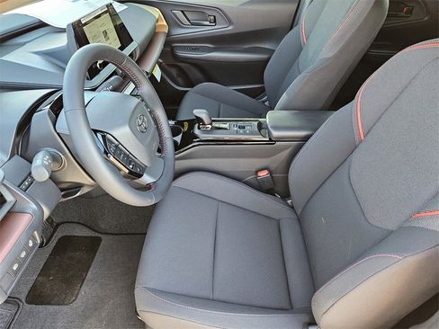 New 2026 Toyota Prius Plug-In Hybrid image 10