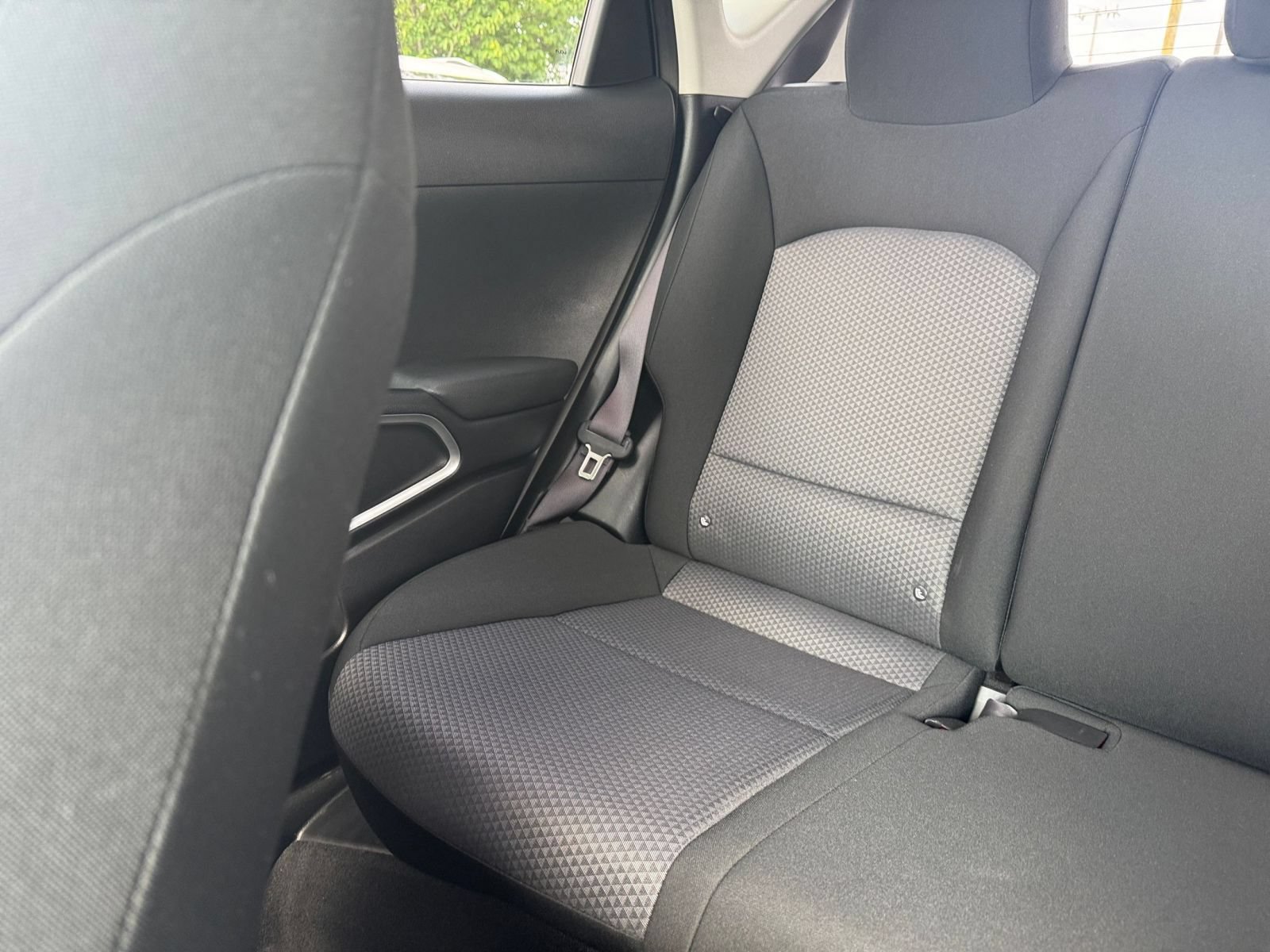 Used 2025 Kia Soul LX w/ LX Technology Package FWD image 36