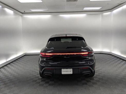 New 2026 Porsche Macan image 9