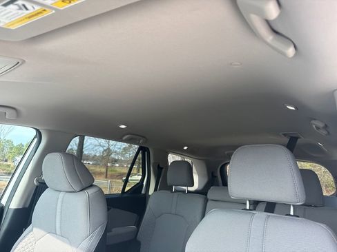 Used 2023 Honda Pilot LX image 25