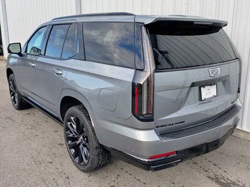 New 2025 Cadillac Escalade Sport Platinum w/ LPO, ONYX Package image 5