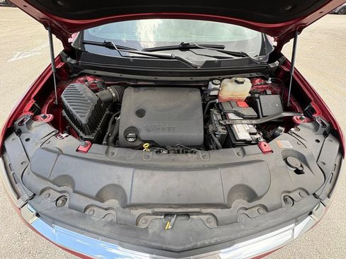 Used 2022 Chevrolet Traverse LT FWD image 32
