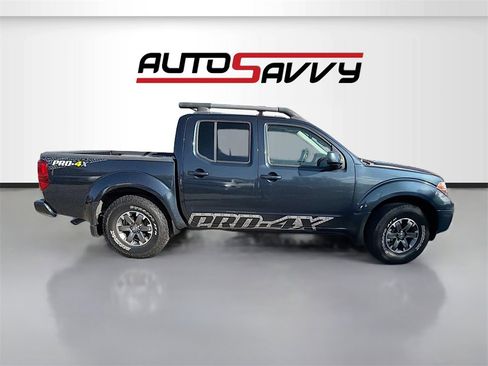 Used 2020 Nissan Frontier PRO-4X w/ Pro-4x Utility Package image 8