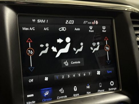 Used 2018 Jeep Grand Cherokee Altitude image 17