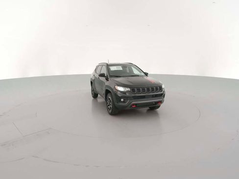 New 2026 Jeep Compass Trailhawk image 17