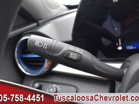 Certified 2025 Chevrolet Trax LT FWD image 27