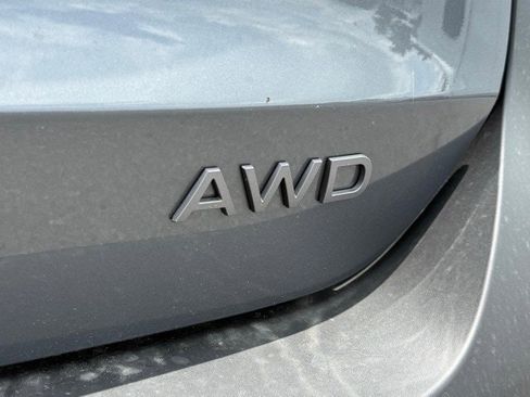 New 2025 Nissan Kicks SV image 15