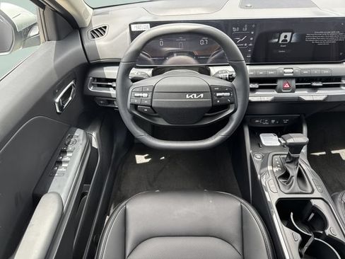New 2026 Kia K4 EX FWD image 18