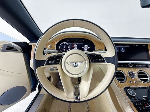 Used 2020 Bentley Continental GT image 10