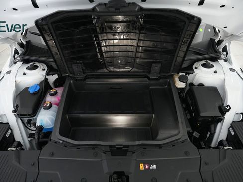 Used 2024 Hyundai Ioniq 5 Limited image 28