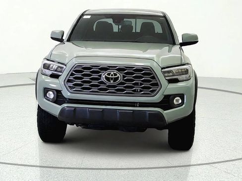 Used 2023 Toyota Tacoma TRD Off-Road AWD/4WD image 2