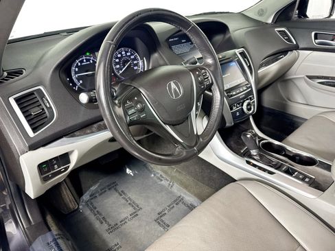 Used 2018 Acura TLX w/ Technology Package image 11