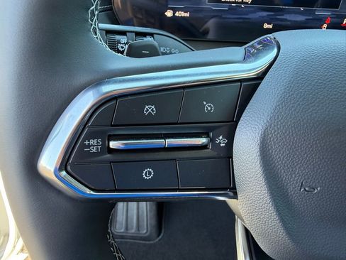 New 2026 Chevrolet Traverse LT image 26