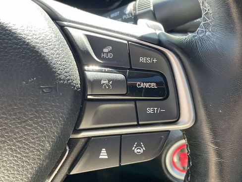 Used 2021 Honda Accord Touring image 32