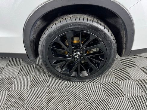 Used 2023 Mitsubishi Outlander SE Black Edition image 34