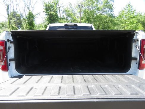 Used 2022 RAM 1500 Limited AWD/4WD image 17