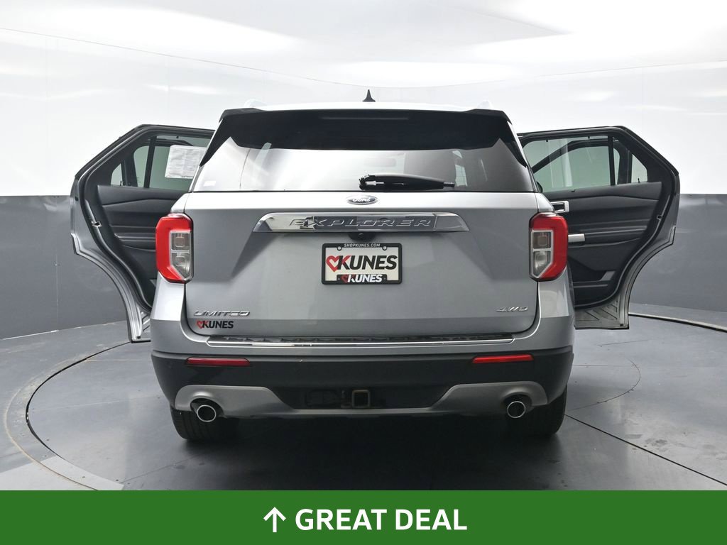 Used 2022 Ford Explorer Limited w/ Equipment Group 301A AWD/4WD image 61