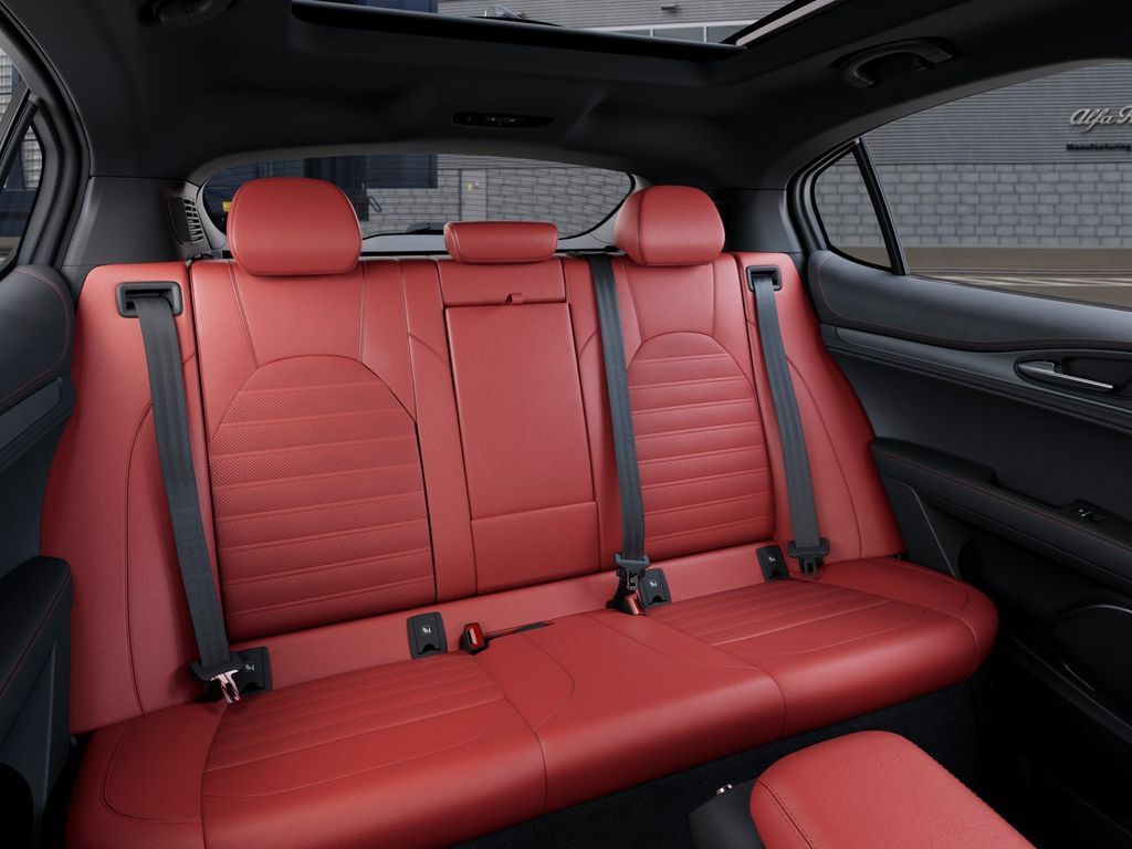 New 2026 Alfa Romeo Stelvio Sprint AWD/4WD image 15